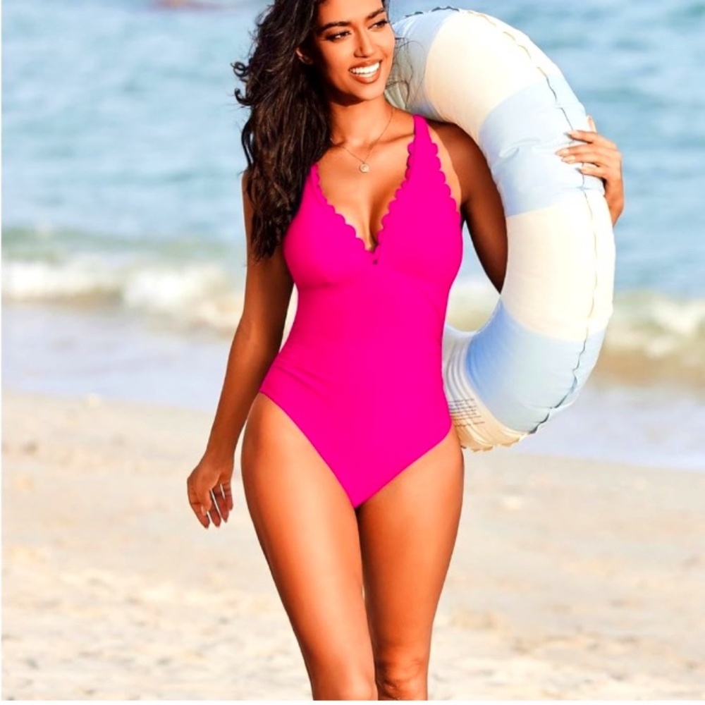 NWT Kate Spade YELLOW Scalloped Plunge One Piece Swimsuit, Size Small